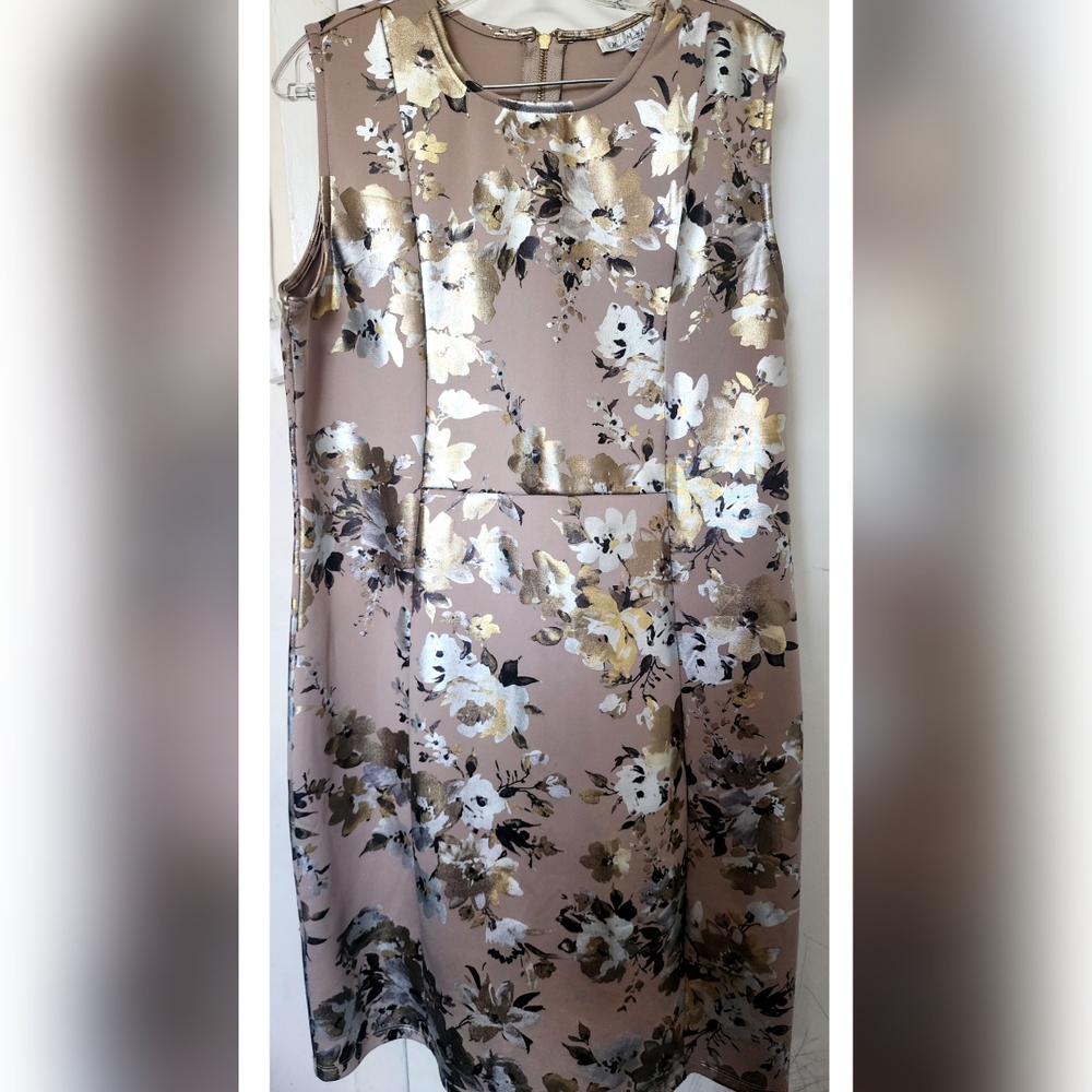 Floral Sleeveless Dress